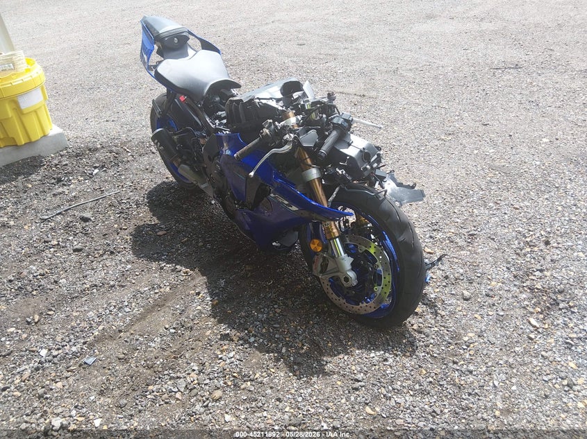 2026 Yamaha Yzf VIN JYARNA7E2TA001175 IAAI salvage auction — FRONT END, Salvage Title, sold $4,550 on 2026-07-08 (photo 1)