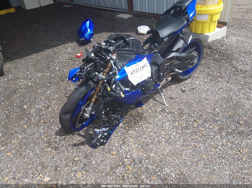 2026 Yamaha Yzf VIN JYARNA7E2TA001175 IAAI salvage auction — FRONT END, Salvage Title, sold $4,550 on 2026-07-08 (photo 2)