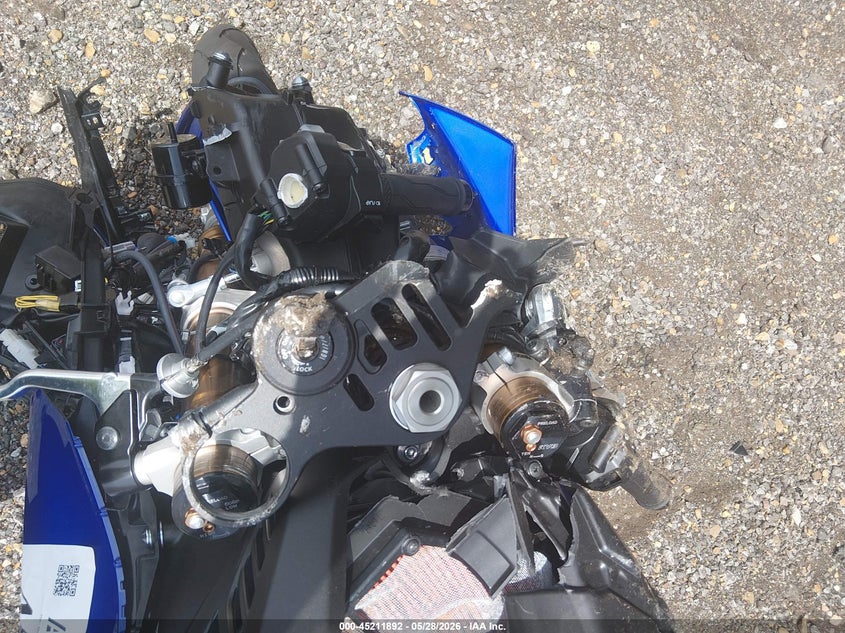 2026 Yamaha Yzf VIN JYARNA7E2TA001175 IAAI salvage auction — FRONT END, Salvage Title, sold $4,550 on 2026-07-08 (photo 7)