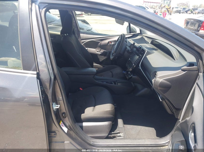 2021 Toyota Prius VIN JTDKAMFU9M3149261 IAAI salvage auction — SIDE, Salvage Title, sold $4,800 on 2026-07-23 (photo 5)