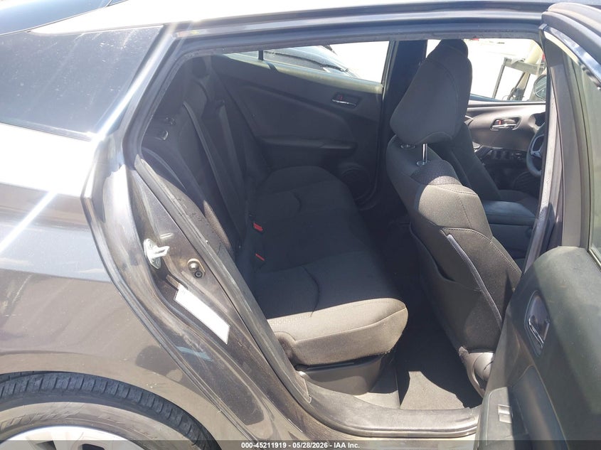 2021 Toyota Prius VIN JTDKAMFU9M3149261 IAAI salvage auction — SIDE, Salvage Title, sold $4,800 on 2026-07-23 (photo 8)