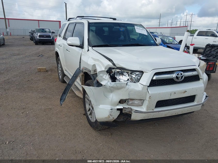 2013 Toyota 4runner VIN JTEBU5JR9D5138633 IAAI salvage auction — RIGHT FRONT, Salvage Title, sold $9,900 on 2026-07-22 (photo 1)