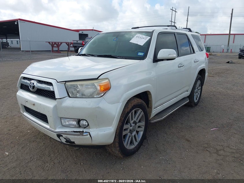 2013 Toyota 4runner VIN JTEBU5JR9D5138633 IAAI salvage auction — RIGHT FRONT, Salvage Title, sold $9,900 on 2026-07-22 (photo 2)