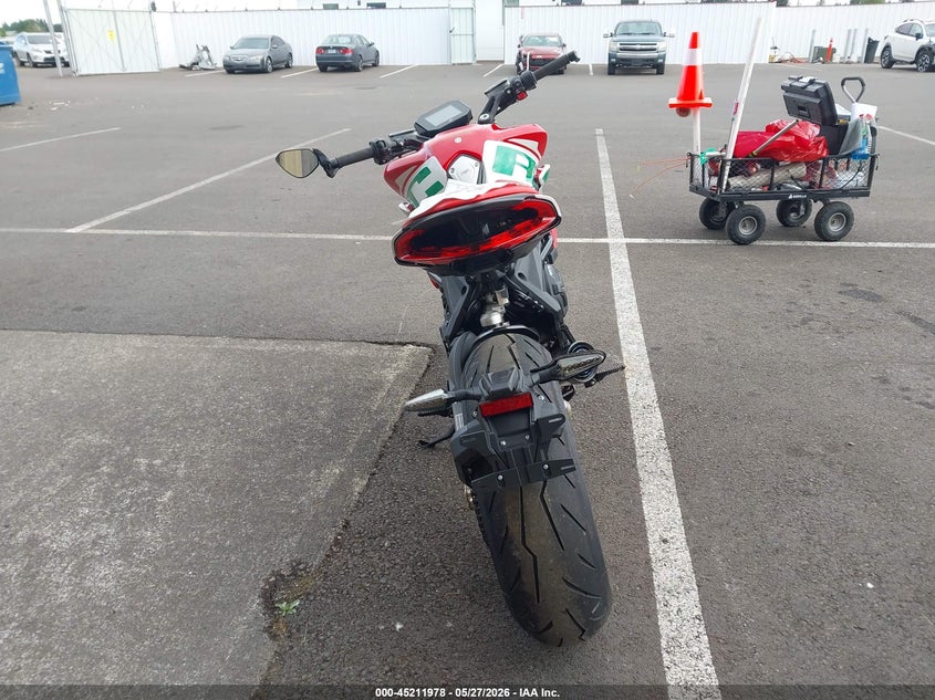 2025 M. v. agusta Dragster VIN ZCGANWZC3SV009453 IAAI salvage auction — SIDE, Salvage (Oregon), sold $12,800 on 2026-08-12 (photo 6)
