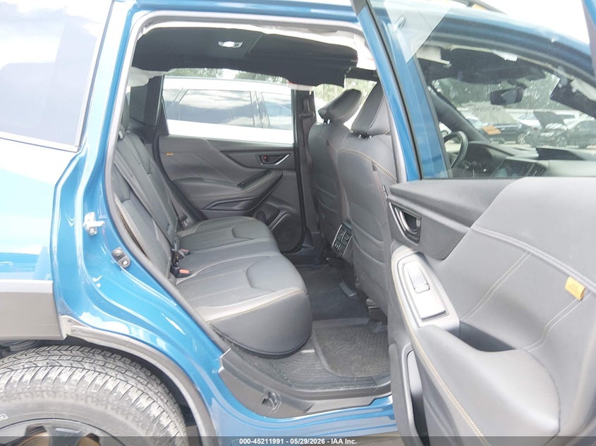 2023 Subaru Forester VIN JF2SKAMC8PH497163 IAAI salvage auction — RIGHT FRONT, Salvage Title, sold $8,650 on 2026-09-01 (photo 8)