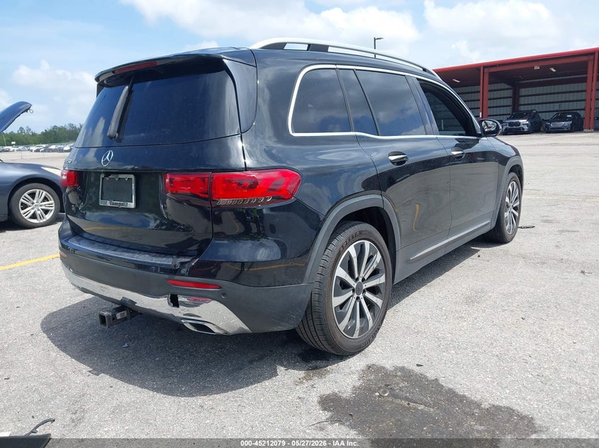 2020 Mercedes-benz Glb VIN W1N4M4GB4LW035655 IAAI salvage auction — WATER/FLOOD, Salvage Title, sold $8,550 on 2026-07-06 (photo 4)