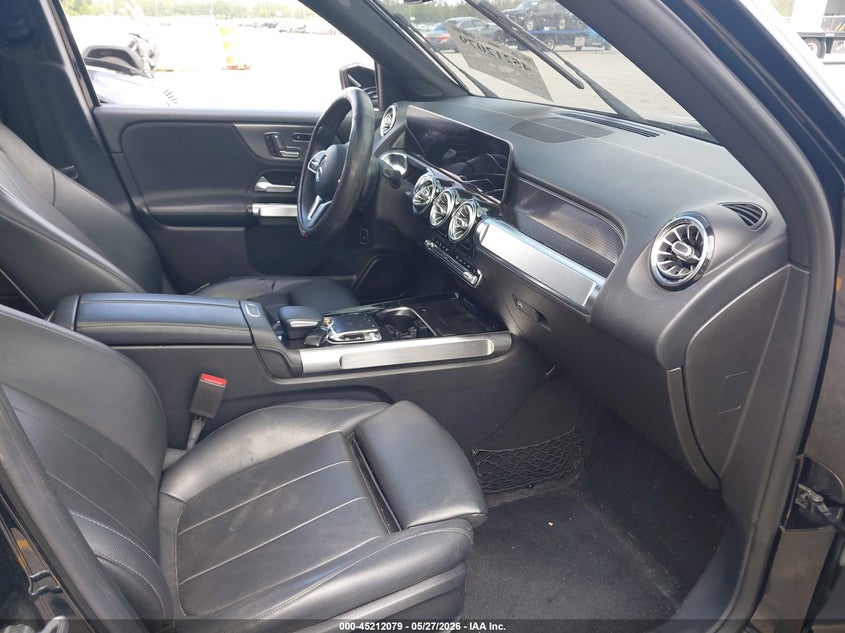 2020 Mercedes-benz Glb VIN W1N4M4GB4LW035655 IAAI salvage auction — WATER/FLOOD, Salvage Title, sold $8,550 on 2026-07-06 (photo 5)