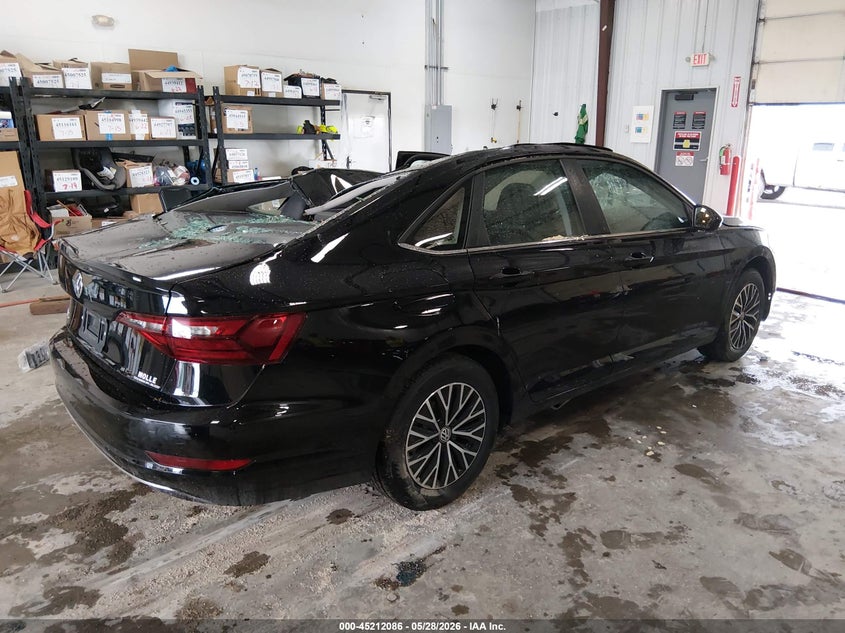 2021 Volkswagen Jetta VIN 3VWC57BU3MM031010 IAAI salvage auction — ROOF, Salvage Title, sold $2,450 on 2026-07-31 (photo 4)