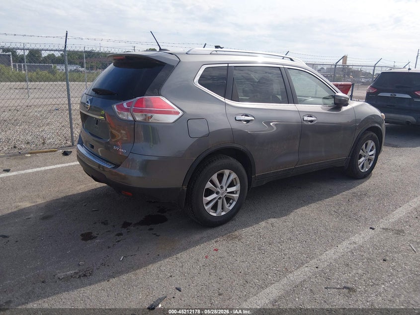 2015 Nissan Rogue VIN KNMAT2MV0FP543989 IAAI salvage auction — HAIL, Salvage (Illinois), sold $1,300 on 2026-07-07 (photo 4)