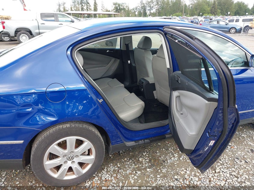 2008 Volkswagen Passat VIN WVWJK73CX8P089981 IAAI salvage auction — LEFT FRONT, Bill Of Sale (Washington), sold $125 on 2026-07-08 (photo 8)