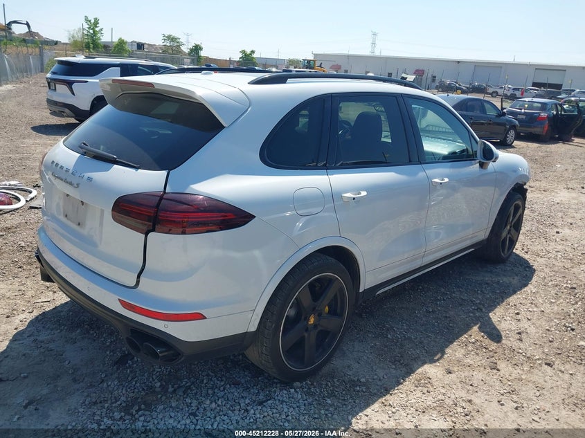 2016 Porsche Cayenne VIN WP1AC2A24GLA86864 IAAI salvage auction — LEFT SIDE, Salvage (Illinois), sold $14,800 on 2026-07-15 (photo 4)