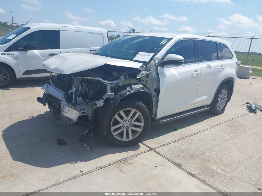 2015 Toyota Highlander VIN 5TDZARFH0FS014394 IAAI salvage auction — FRONT END, Salvage Title, sold $4,900 on 2026-07-10 (photo 2)