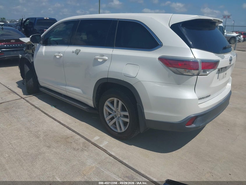 2015 Toyota Highlander VIN 5TDZARFH0FS014394 IAAI salvage auction — FRONT END, Salvage Title, sold $4,900 on 2026-07-10 (photo 3)