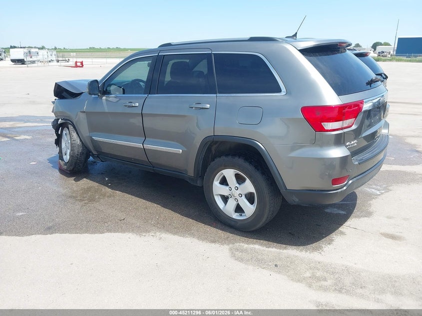 2013 Jeep Grand cherokee VIN 1C4RJFAG9DC553057 IAAI salvage auction — FRONT END, Certificate Of Title (Nebraska), sold $2,450 on 2026-07-09 (photo 3)