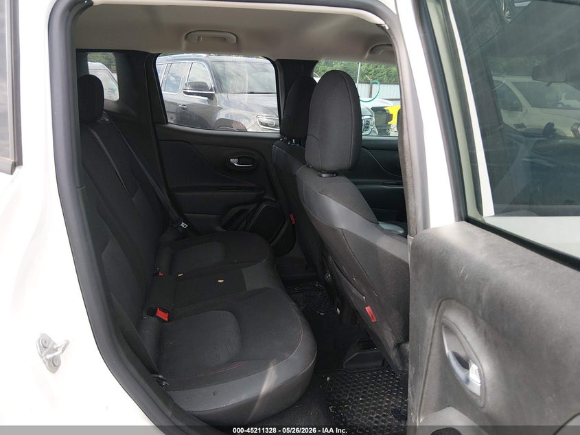 2020 Jeep Renegade VIN ZACNJBC14LPM06894 IAAI salvage auction — HAIL, Clear (Missouri), sold $4,125 on 2026-07-13 (photo 8)