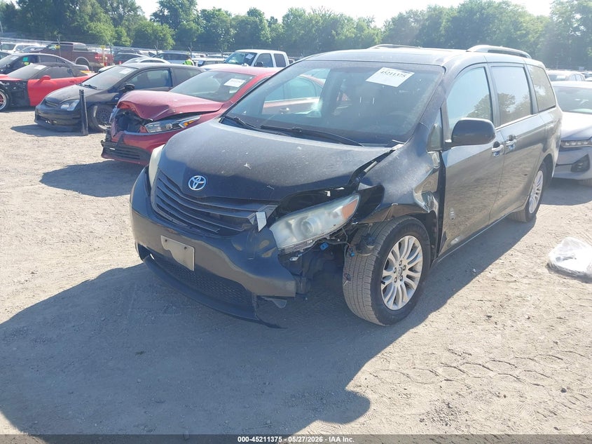 2013 Toyota Sienna VIN 5TDYK3DC3DS329054 IAAI salvage auction — FRONT END, Salvage (Illinois), sold $2,150 on 2026-07-13 (photo 2)