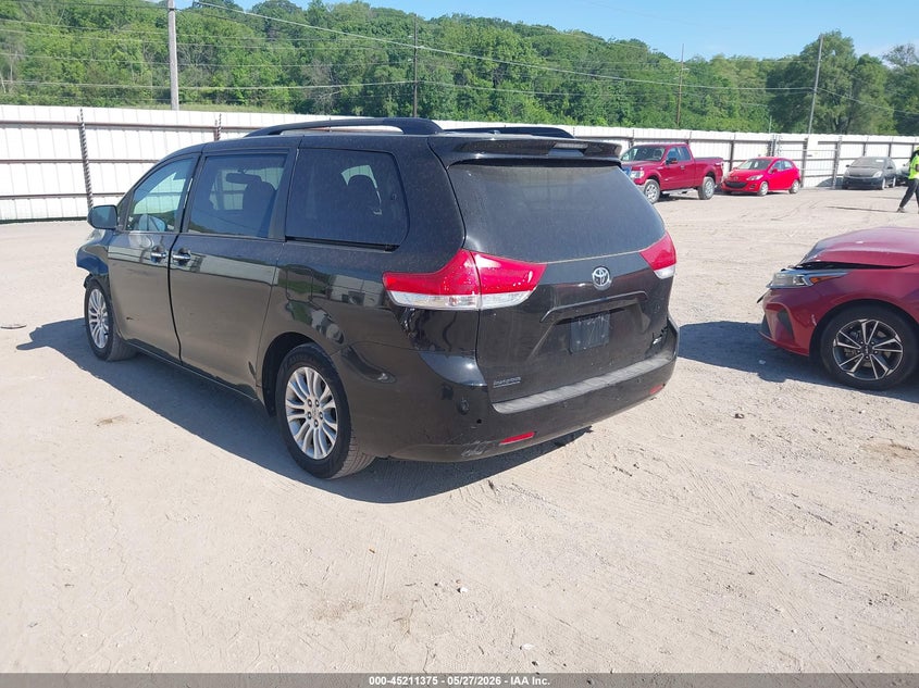 2013 Toyota Sienna VIN 5TDYK3DC3DS329054 IAAI salvage auction — FRONT END, Salvage (Illinois), sold $2,150 on 2026-07-13 (photo 3)