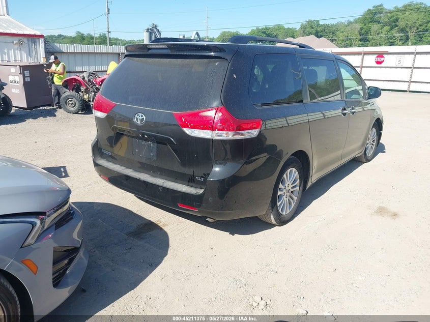 2013 Toyota Sienna VIN 5TDYK3DC3DS329054 IAAI salvage auction — FRONT END, Salvage (Illinois), sold $2,150 on 2026-07-13 (photo 4)
