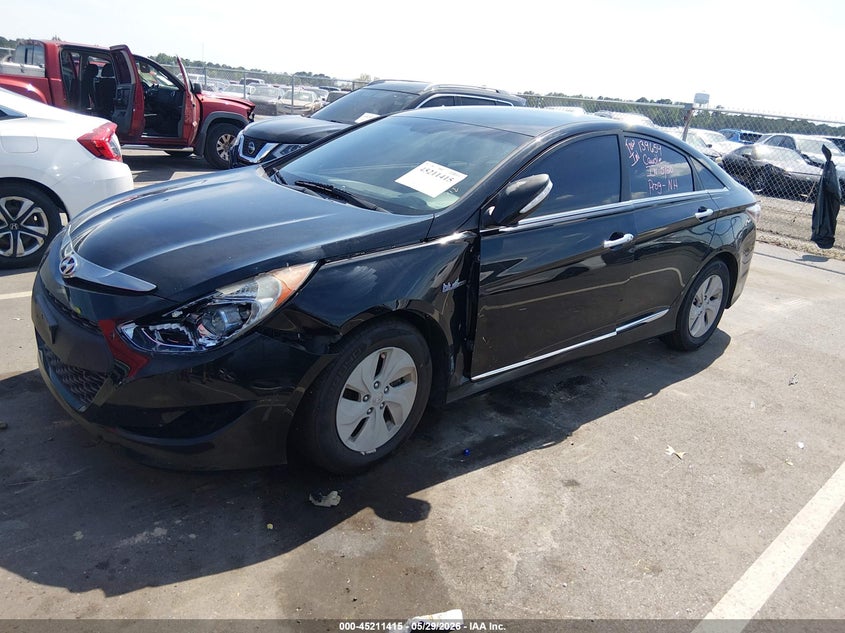 2014 Hyundai Sonata VIN KMHEC4A45EA116667 IAAI salvage auction — LEFT FRONT, Salvage Title, sold $650 on 2026-07-08 (photo 2)
