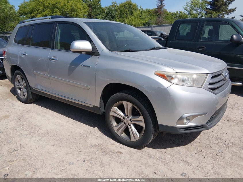 2011 Toyota Highlander VIN 5TDDK3EH2BS083801 IAAI salvage auction — HAIL, Clear (Wisconsin), sold $3,900 on 2026-07-08 (photo 1)
