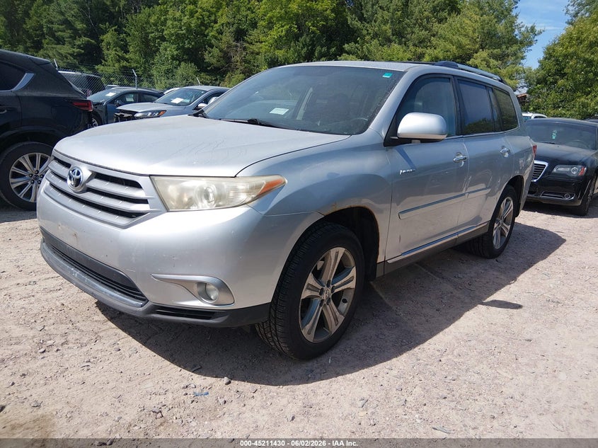2011 Toyota Highlander VIN 5TDDK3EH2BS083801 IAAI salvage auction — HAIL, Clear (Wisconsin), sold $3,900 on 2026-07-08 (photo 2)