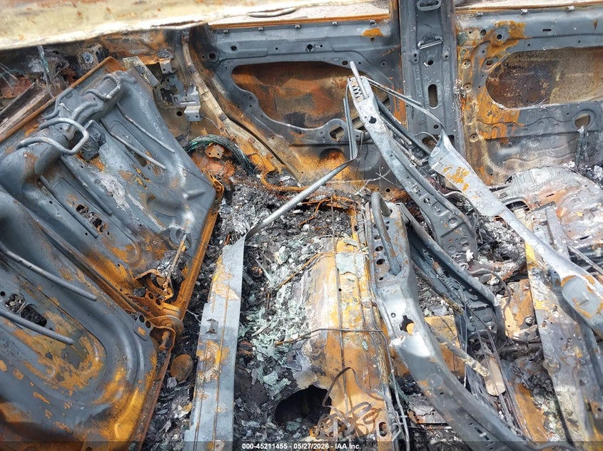 2015 Land rover Range rover evoque VIN SALVP2BG0FH964690 IAAI salvage auction — BURN, Salvage Title, sold $200 on 2026-07-15 (photo 8)