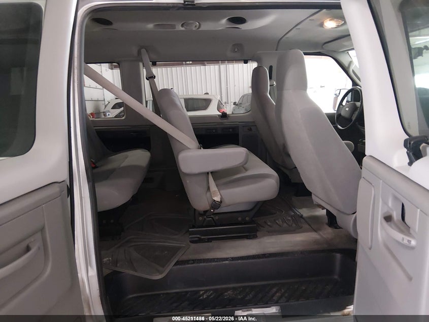 2012 Ford E-350 VIN 1FBNE3BL6CDA61158 IAAI salvage auction — NORMAL WEAR, Sf97 (North Carolina), sold $8,850 on 2026-08-13 (photo 8)