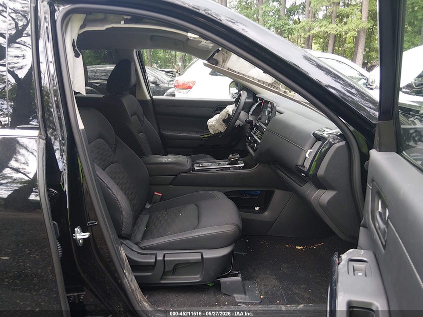 2025 Nissan Pathfinder VIN 5N1DR3BBXSC313271 IAAI salvage auction — SIDE, Salvage Title, sold $9,800 on 2026-07-31 (photo 5)