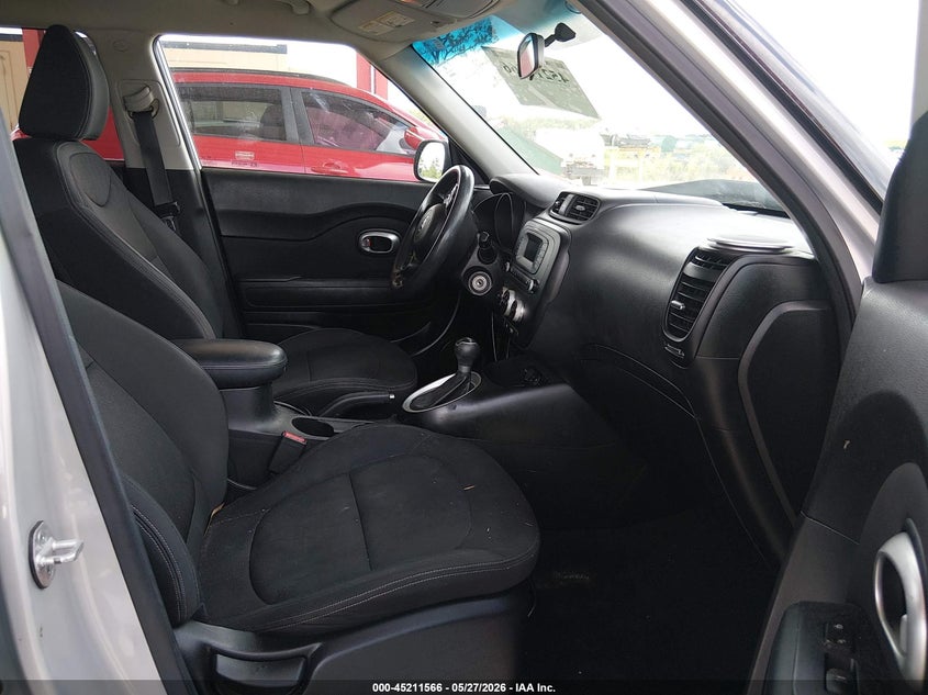 2014 Kia Soul VIN KNDJN2A20E7714209 IAAI salvage auction — RIGHT FRONT, Salvage Title, sold $1,225 on 2026-07-28 (photo 5)