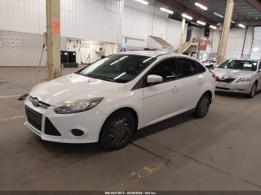 2013 Ford Focus VIN 1FADP3F25DL382253 IAAI salvage auction — REAR END, Salvage (Oregon), sold $100 on 2026-07-09 (photo 2)
