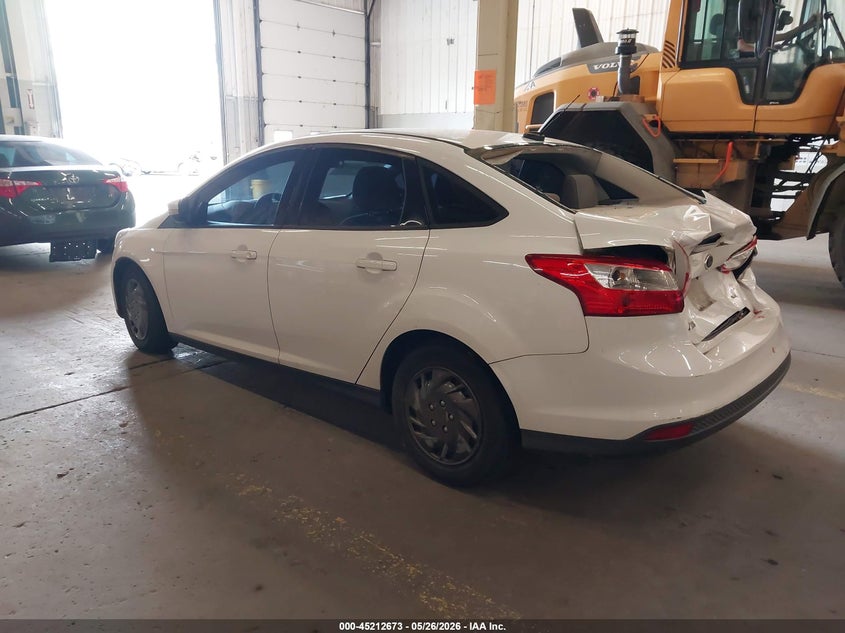 2013 Ford Focus VIN 1FADP3F25DL382253 IAAI salvage auction — REAR END, Salvage (Oregon), sold $100 on 2026-07-09 (photo 3)