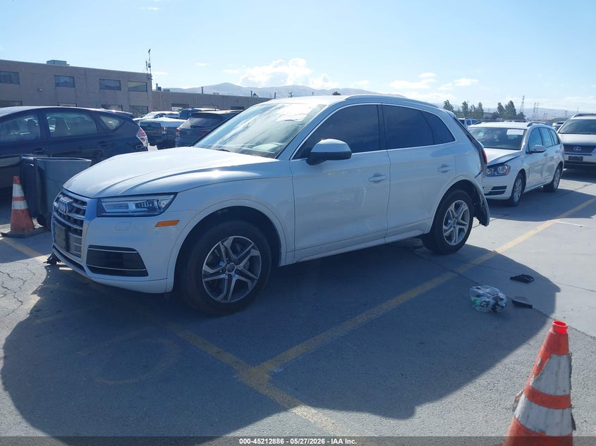 2019 Audi Q5 VIN WA1ANAFY8K2125760 IAAI salvage auction — RIGHT FRONT, Salvage Title, sold $4,550 on 2026-07-13 (photo 2)