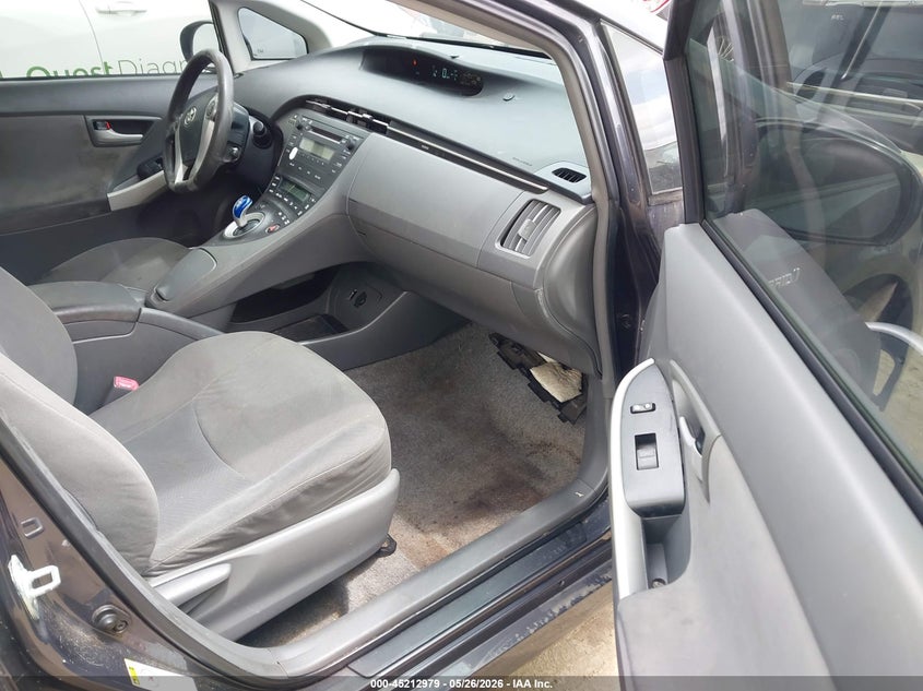 2011 Toyota Prius VIN JTDKN3DU1B5349182 IAAI salvage auction — RIGHT REAR, Salvage (California), sold $725 on 2026-07-08 (photo 5)