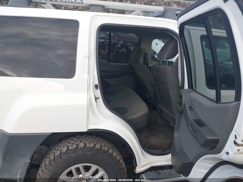 2015 Nissan Xterra VIN 5N1AN0NW1FN656332 IAAI salvage auction — FRONT END, Clear (Hawaii), sold $650 on 2026-07-23 (photo 8)
