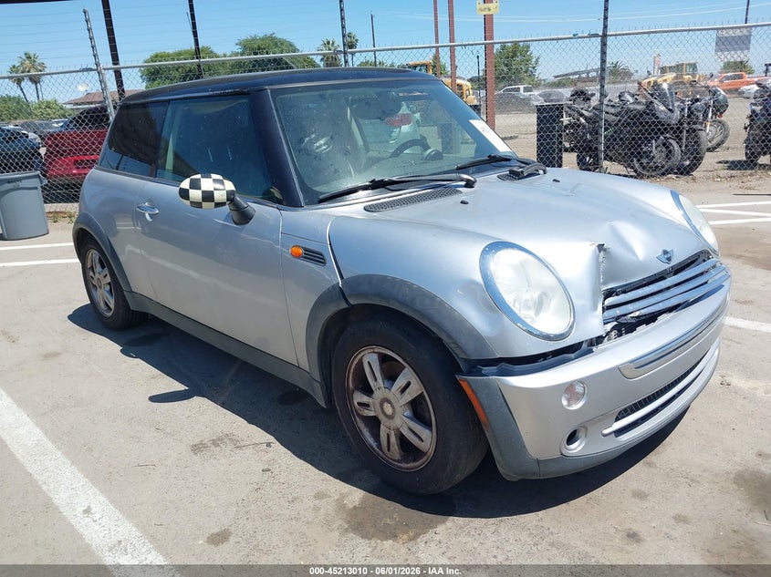 2006 Mini Cooper VIN WMWRC33576TK94217 IAAI salvage auction — NORMAL WEAR, Salvage (California), sold $325 on 2026-07-28 (photo 1)