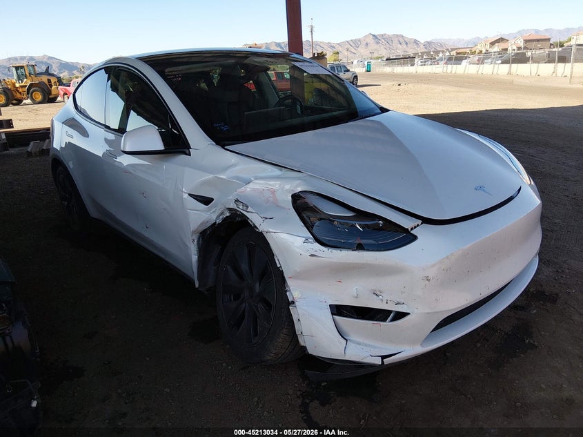 2024 Tesla Model y VIN 7SAYGDED3RF163938 IAAI salvage auction — RIGHT FRONT, Salvage (Arizona), sold $9,500 on 2026-07-30 (photo 6)