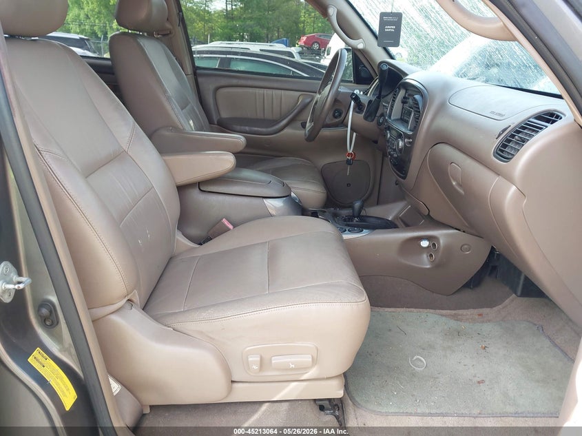 2003 Toyota Sequoia VIN 5TDBT48A73S178459 IAAI salvage auction — NORMAL WEAR, Clear (Massachusetts), sold $550 on 2026-07-28 (photo 5)