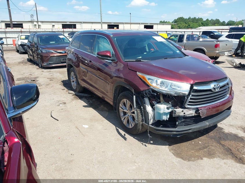 2015 Toyota Highlander VIN 5TDKKRFH5FS096167 IAAI salvage auction — FRONT END, Original (Texas), sold $9,775 on 2026-07-08 (photo 1)
