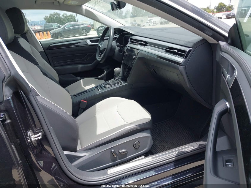 2021 Volkswagen Arteon VIN WVWAR7ANXME011870 IAAI salvage auction — UNDERCARRIAGE, Salvage Title, sold $8,600 on 2026-07-08 (photo 5)