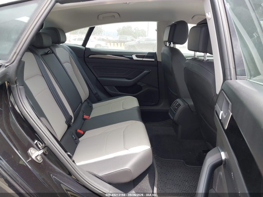 2021 Volkswagen Arteon VIN WVWAR7ANXME011870 IAAI salvage auction — UNDERCARRIAGE, Salvage Title, sold $8,600 on 2026-07-08 (photo 8)