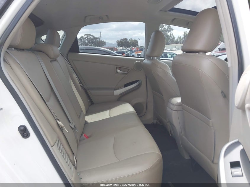 2013 Toyota Prius VIN JTDKN3DU8D5632777 IAAI salvage auction — SIDE, Salvage Title, sold $3,550 on 2026-08-02 (photo 8)