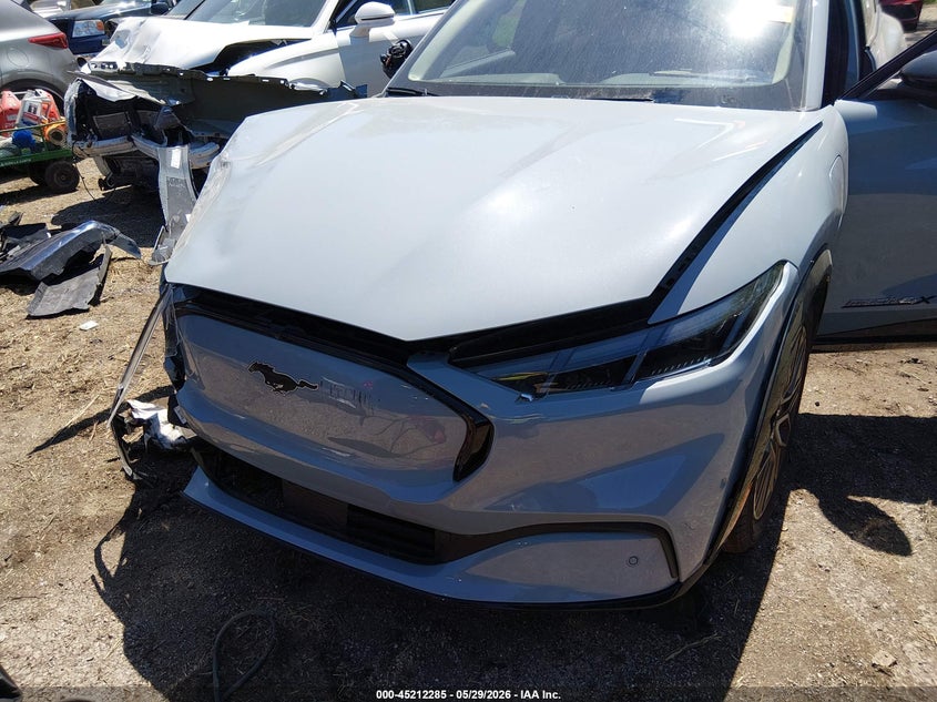 2024 Ford Mustang mach-e VIN 3FMTK3SU2RMA53331 IAAI salvage auction — RIGHT FRONT, Wait Title, sold $9,950 on 2026-08-20 (photo 6)