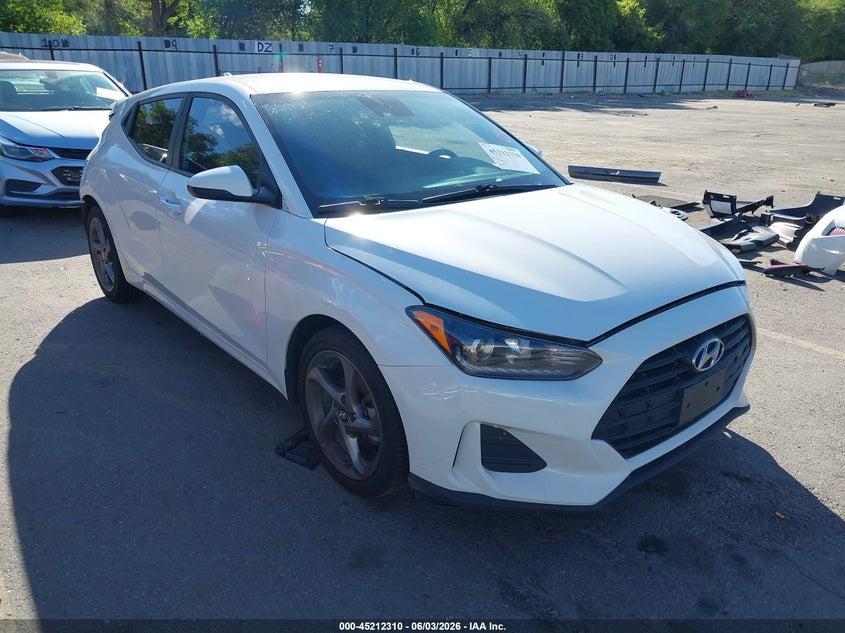 2019 Hyundai Veloster VIN KMHTG6AF9KU018535 IAAI salvage auction — REAR END, Salvage (Utah), sold $2,050 on 2026-07-30 (photo 1)