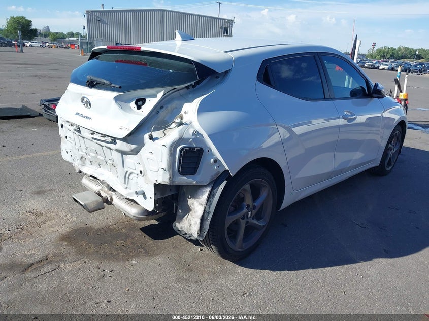 2019 Hyundai Veloster VIN KMHTG6AF9KU018535 IAAI salvage auction — REAR END, Salvage (Utah), sold $2,050 on 2026-07-30 (photo 4)