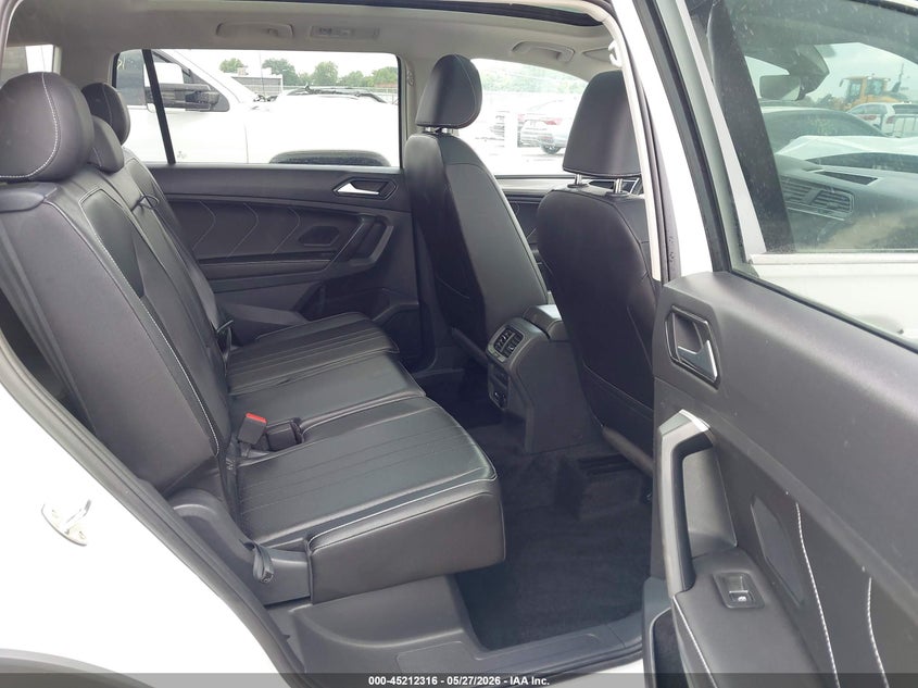 2024 Volkswagen Tiguan VIN 3VVNB7AX5RM117265 IAAI salvage auction — LEFT FRONT, Salvage (Missouri), sold $7,500 on 2026-07-30 (photo 8)
