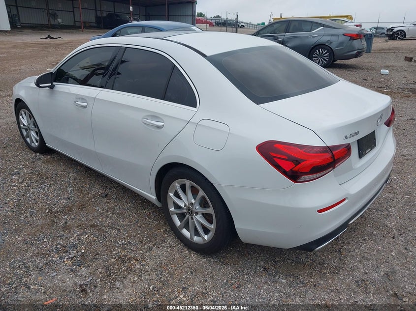 2020 Mercedes-benz A-klasse VIN WDD3G4EB6LW042321 IAAI salvage auction — ELECTRICAL, Salvage Title, sold $7,500 on 2026-07-27 (photo 3)