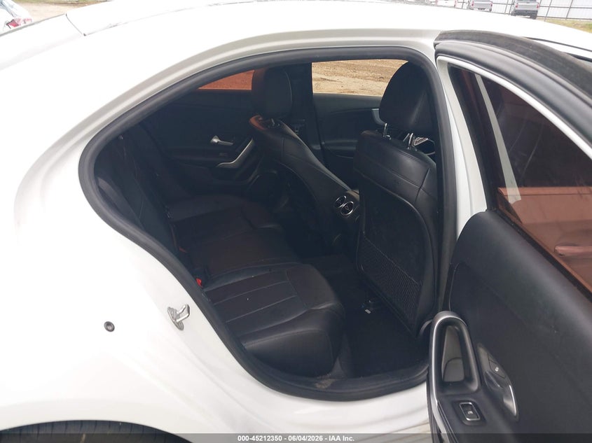 2020 Mercedes-benz A-klasse VIN WDD3G4EB6LW042321 IAAI salvage auction — ELECTRICAL, Salvage Title, sold $7,500 on 2026-07-29 (photo 8)