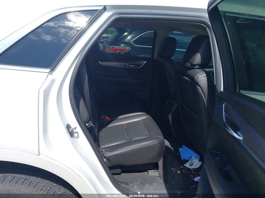 2017 Cadillac Xt5 VIN 1GYKNERS8HZ104281 IAAI salvage auction — HAIL, Salvage Title, sold $5,100 on 2026-07-28 (photo 8)