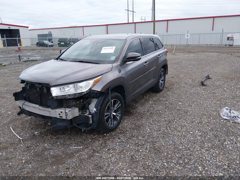2017 Toyota Highlander VIN 5TDZZRFH2HS197910 IAAI salvage auction — FRONT & REAR, Salvage (Louisiana), sold $6,100 on 2026-07-29 (photo 2)
