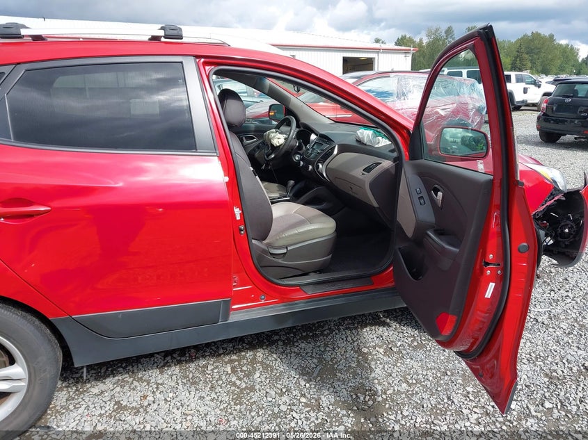 2013 Hyundai Tucson VIN KM8JUCAC7DU672750 IAAI salvage auction — FRONT END, Salvage Title, sold $1,650 on 2026-07-22 (photo 5)